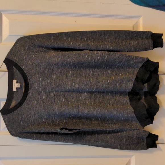 Berry sweater aritzia wilfred - Picture 3 of 5